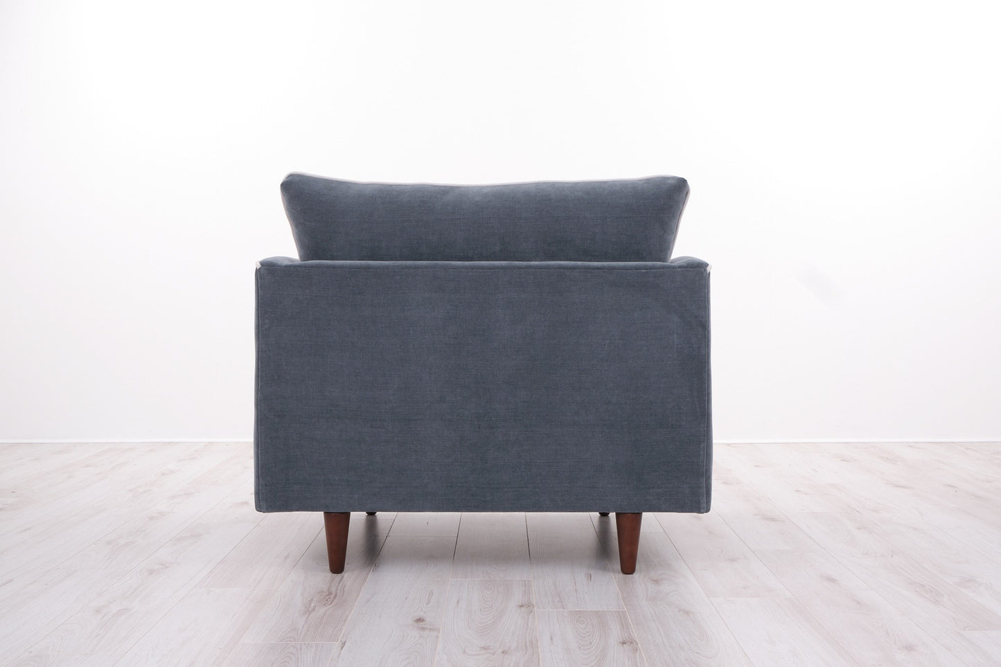 DOYLE CHAIR