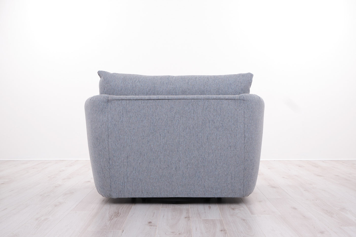 HELENA SWIVEL CHAIR