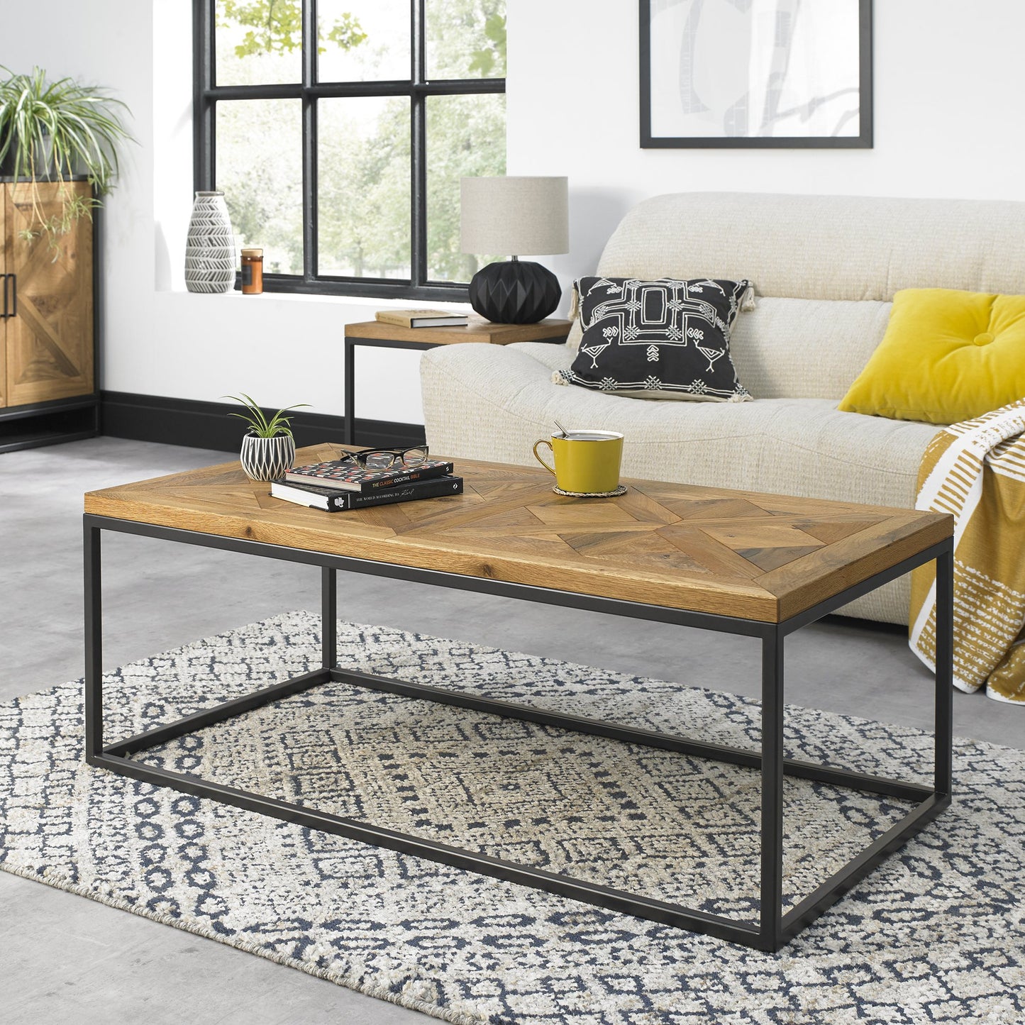 NEWTON COFFEE TABLE