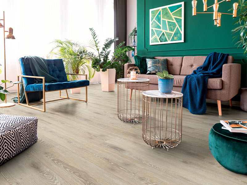 LAMINATE FLOORING