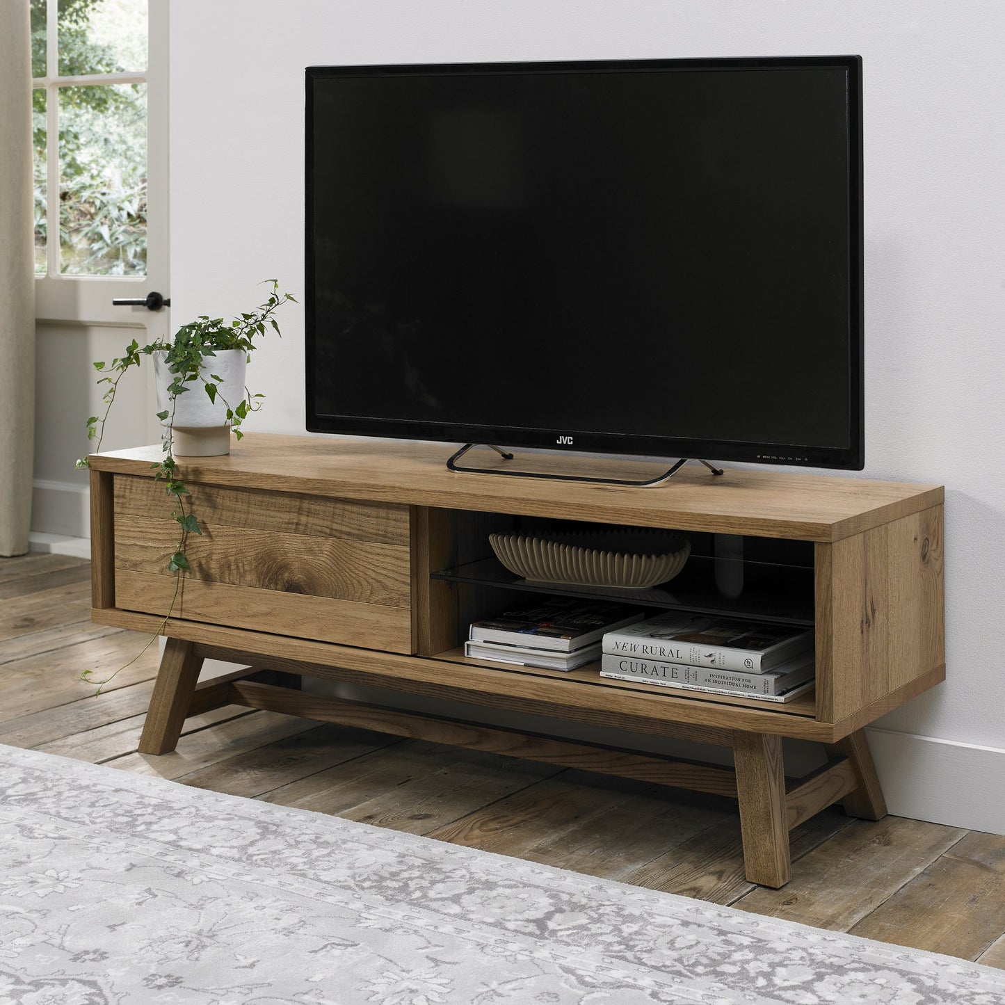 SATURN ENTERTAINMENT UNIT