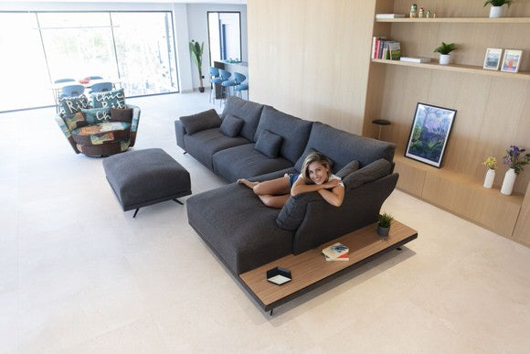 OASIS MODULAR SOFA