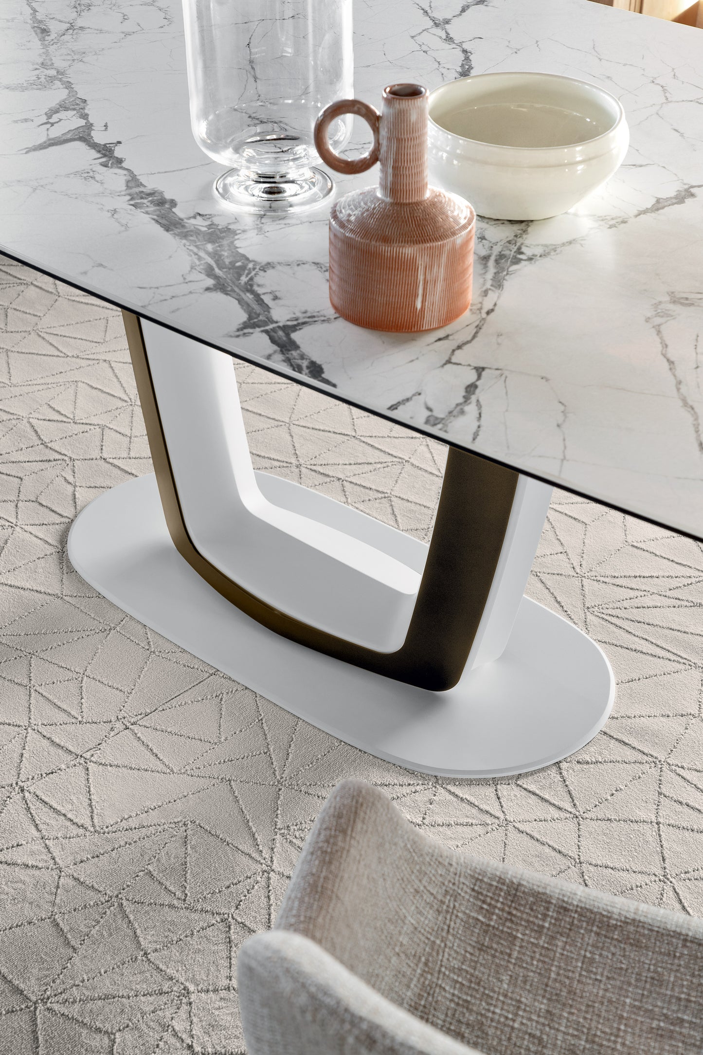 ORBITAL EXTENDING TABLE