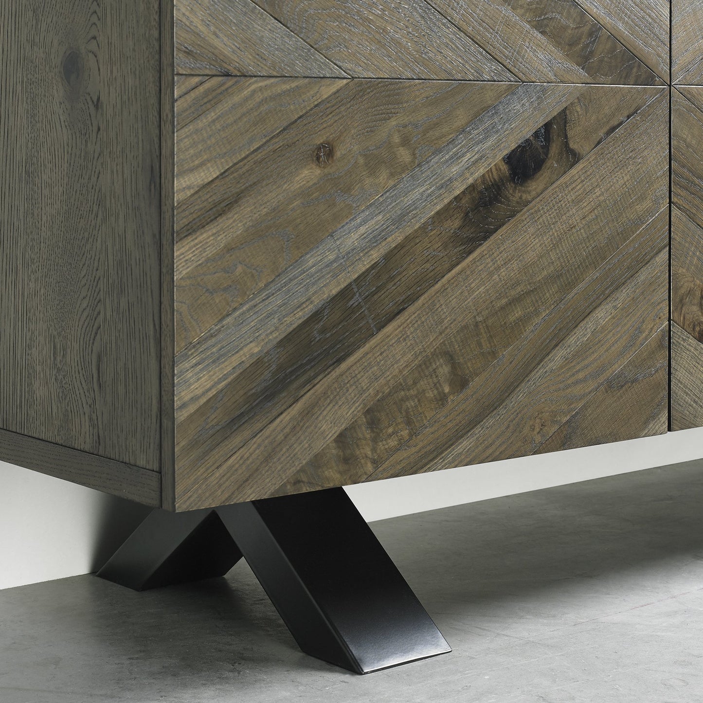 MARLAY NARROW SIDEBOARD