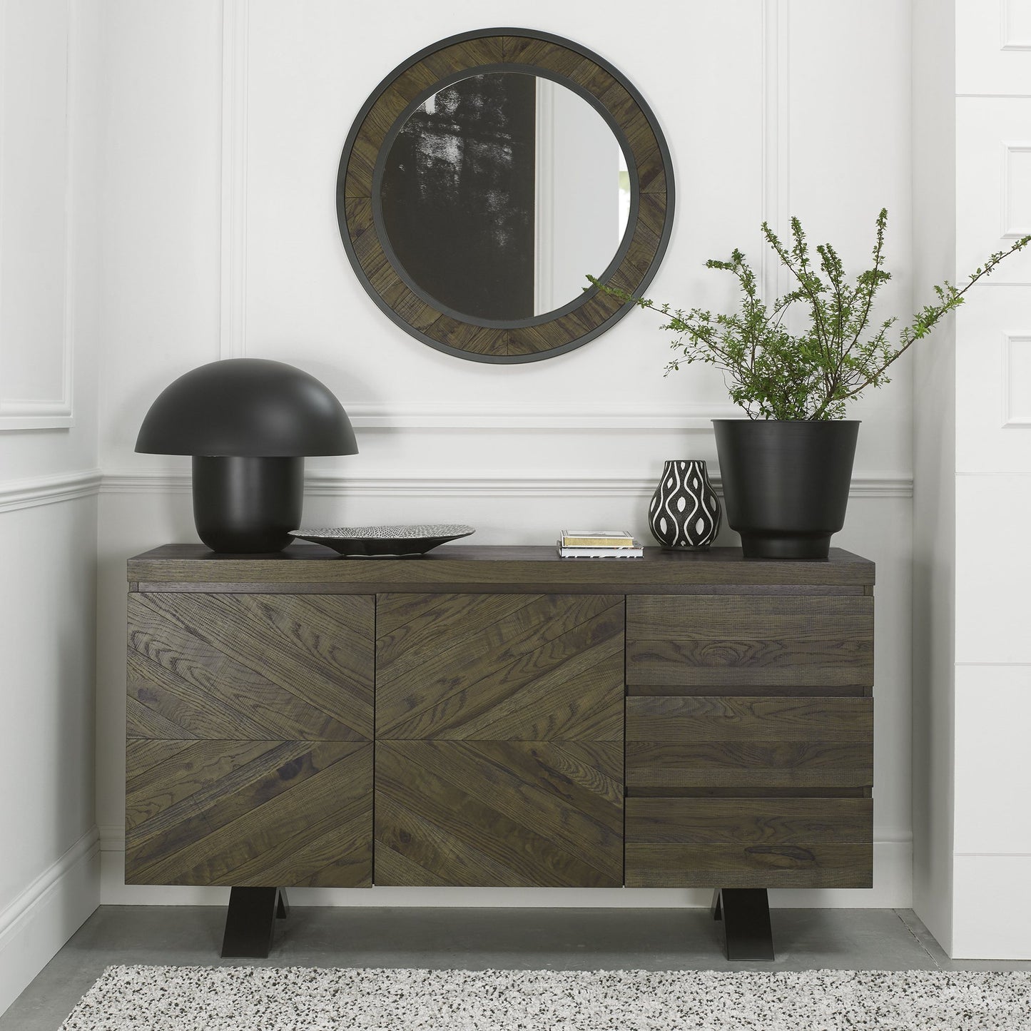 RIGA WIDE SIDEBOARD