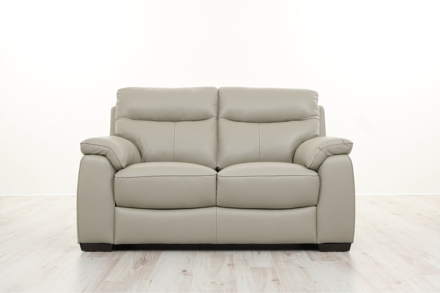 VALERO 2 SEATER STATIC