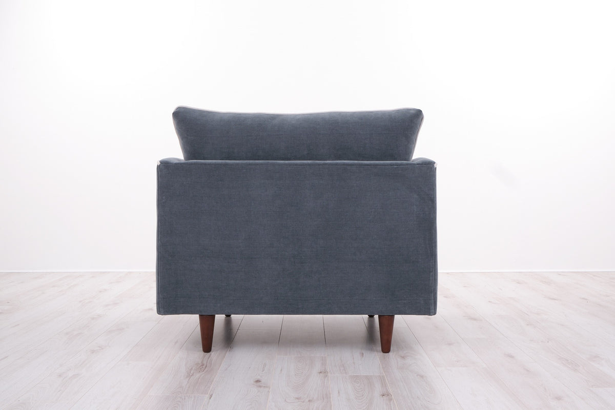 DOYLE CHAIR