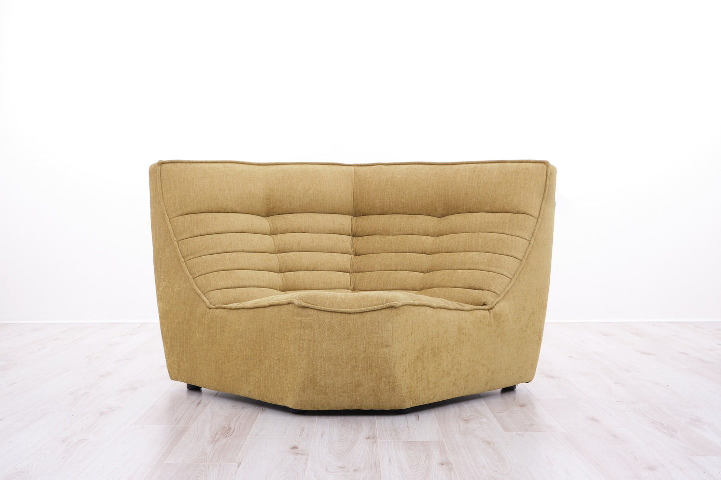 FOXTROT CORNER UNIT