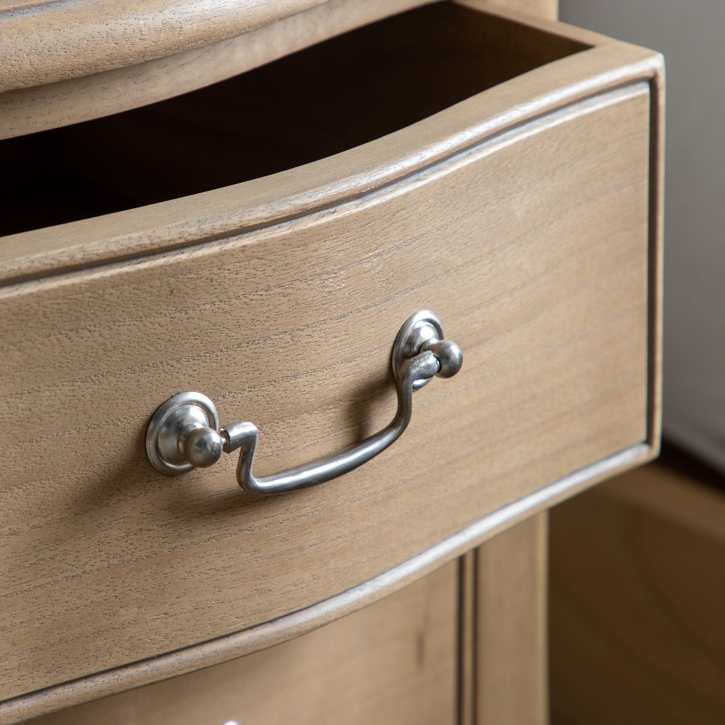 GREENWICH BEDSIDE TABLE