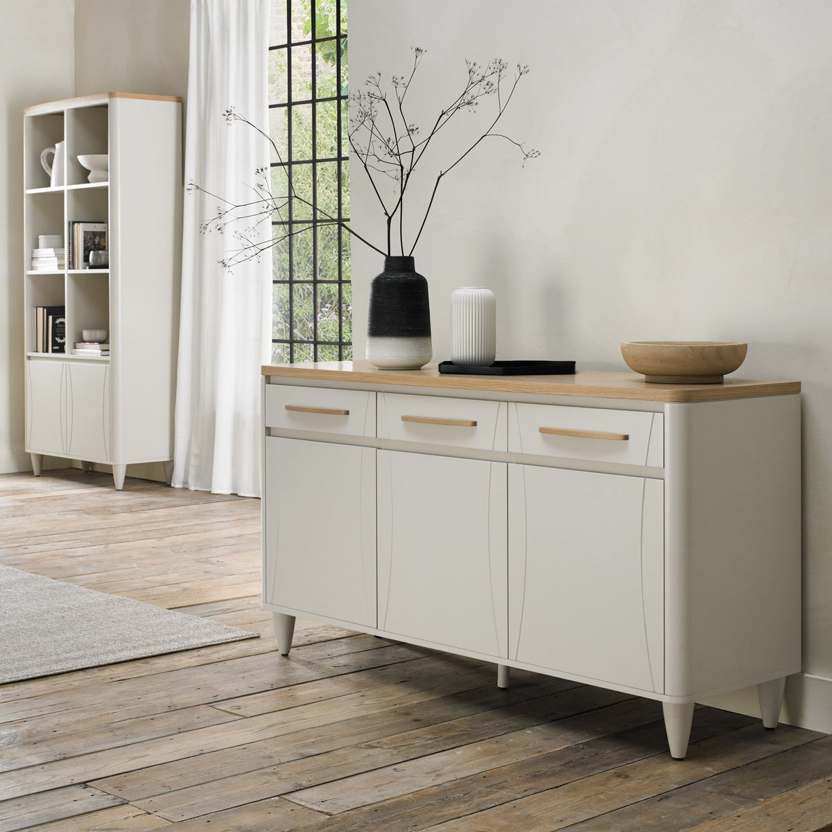 PRESTON WIDE SIDEBOARD