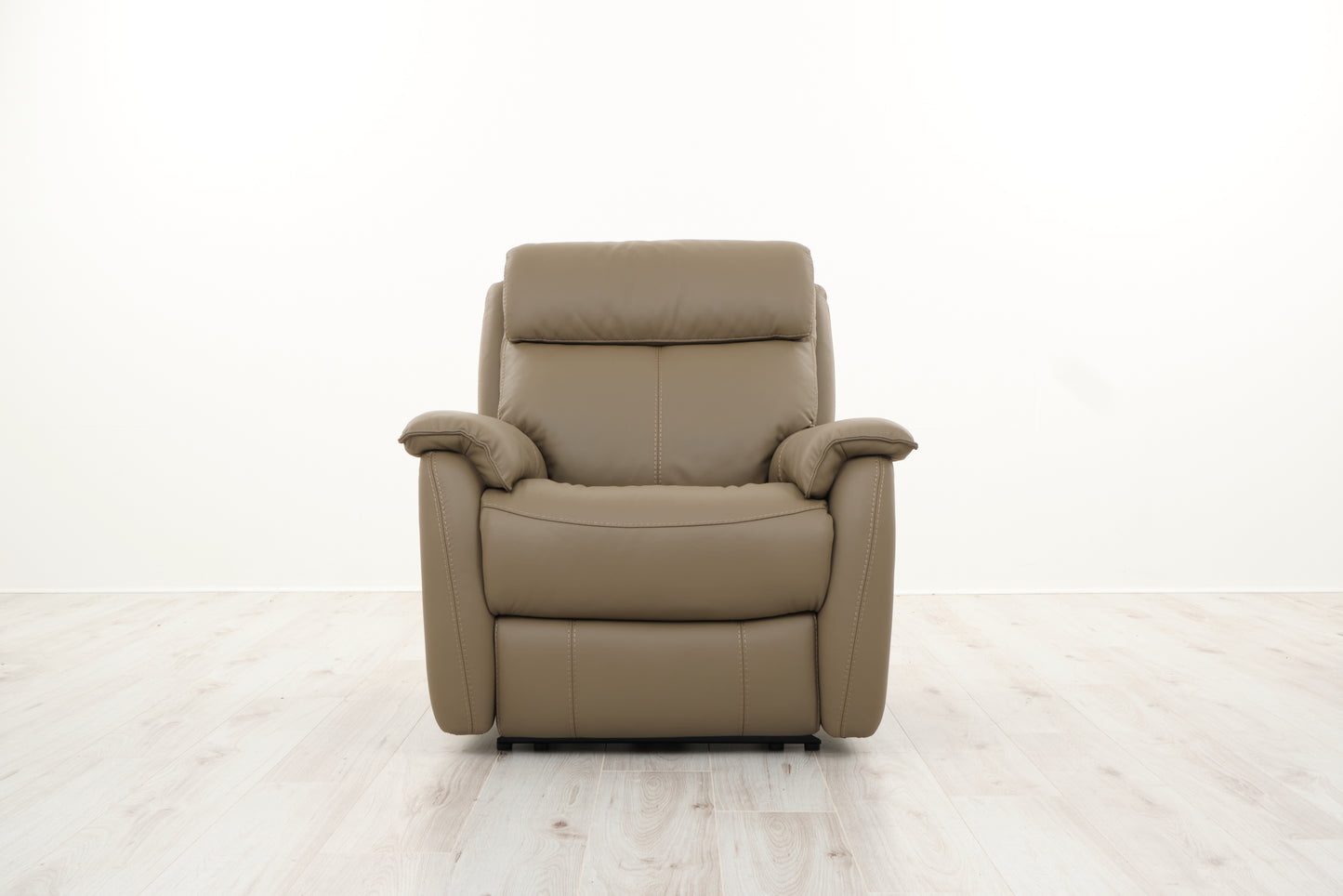 LOTTIE ARMCHAIR LEATHER