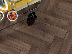 LAMINATE FLOORING