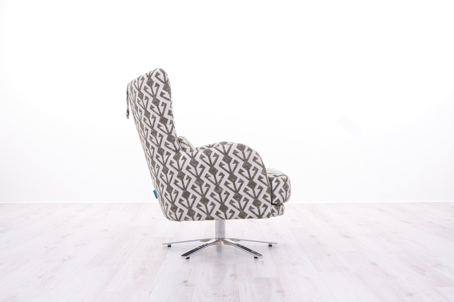 KYLIAN FABRIC SWIVEL CHAIR