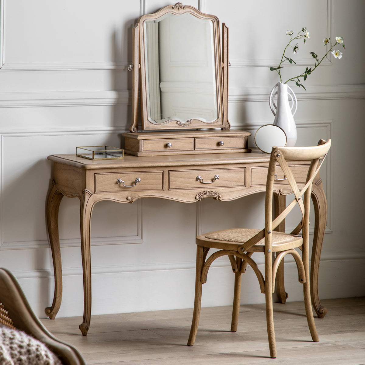 GREENWICH DRESSING TABLE