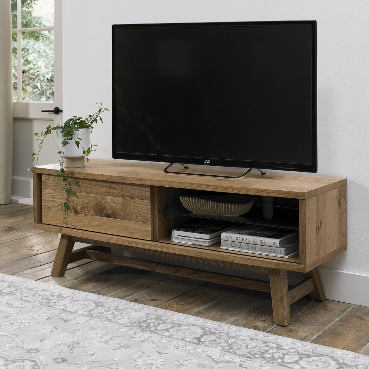 SATURN ENTERTAINMENT UNIT