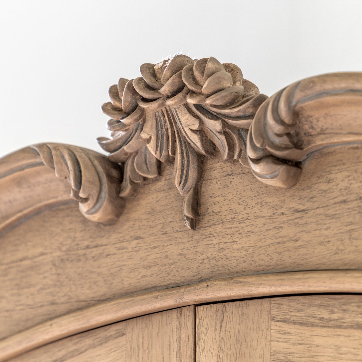 GREENWICH WARDROBE