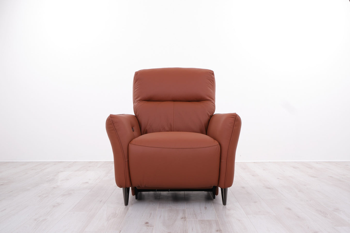 BOLOGNA POWERED RECLINER CHAIR