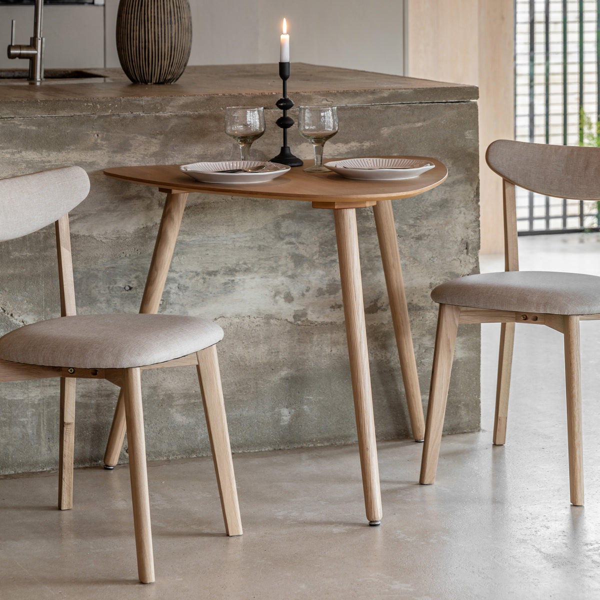MALTA NATURAL DINING TABLE