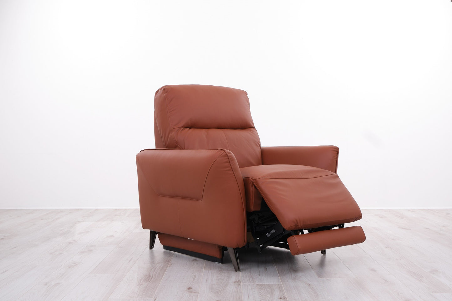 BOLOGNA POWERED RECLINER CHAIR