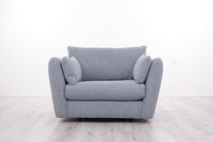 HELENA SWIVEL CHAIR
