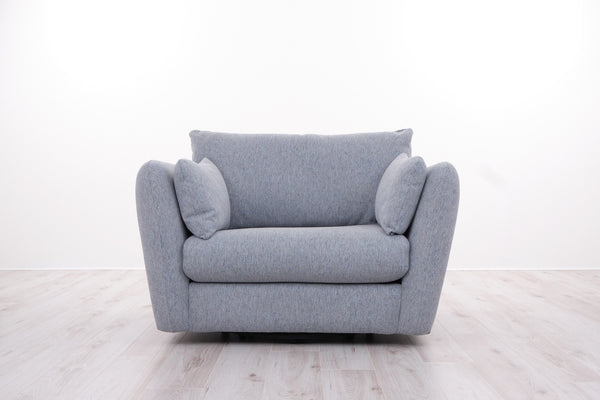 HELENA SWIVEL CHAIR