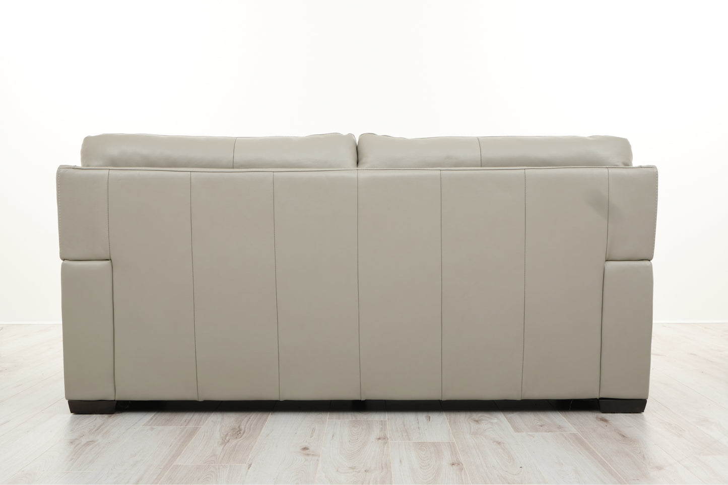 VALERO 2.5 SEATER STATIC