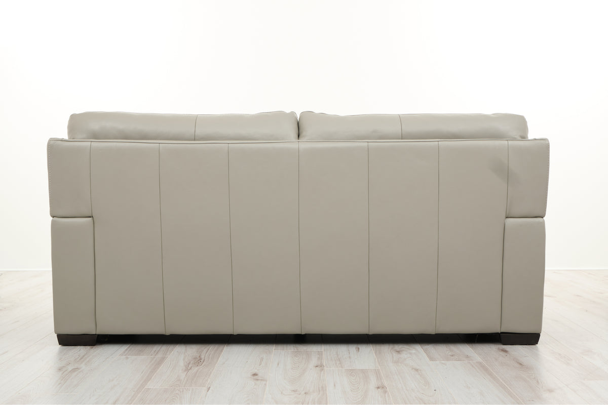 VALERO 2.5 SEATER STATIC