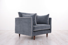 DOYLE CHAIR