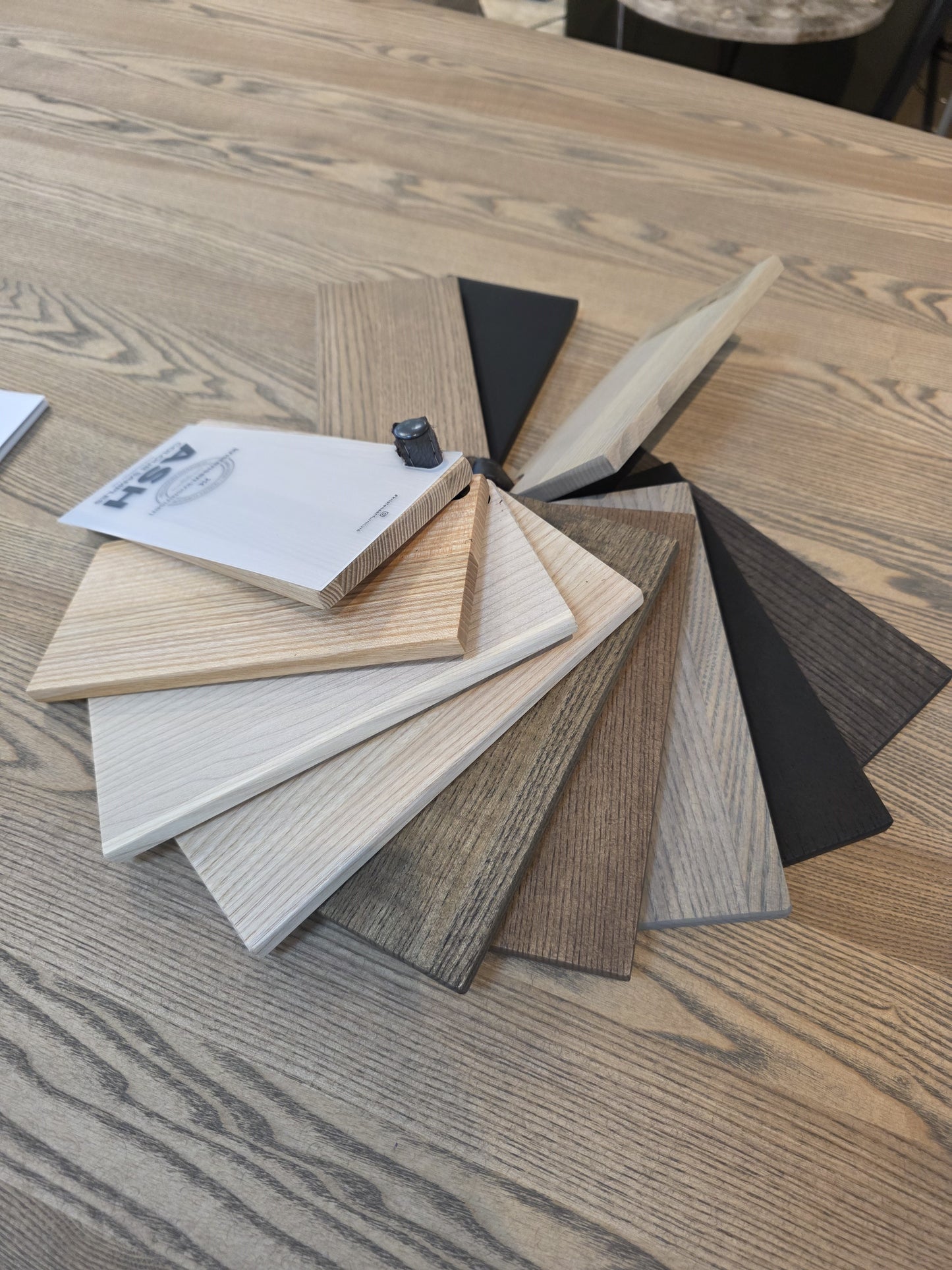 LANGLEY DINING TABLE