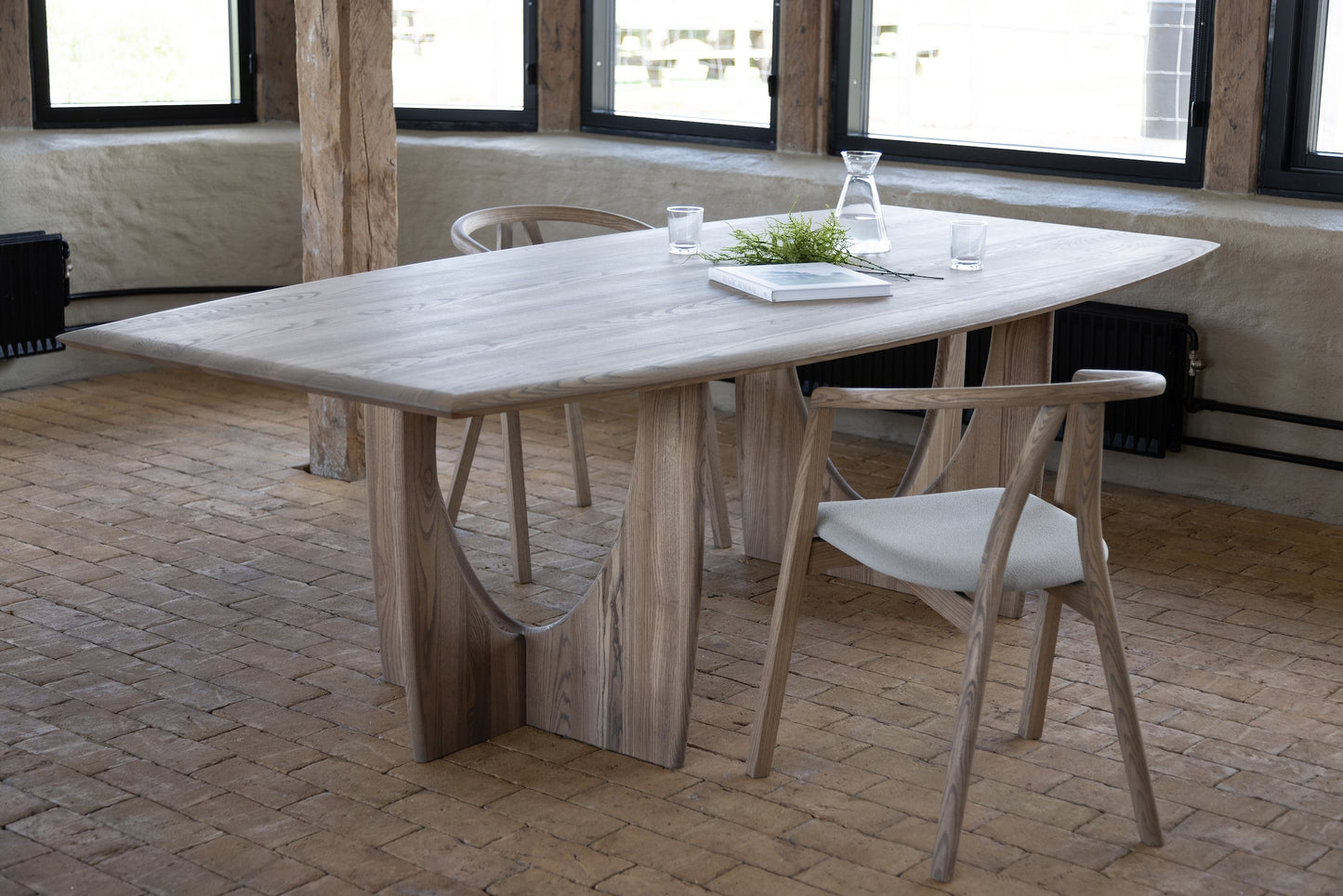 LANGLEY DINING TABLE