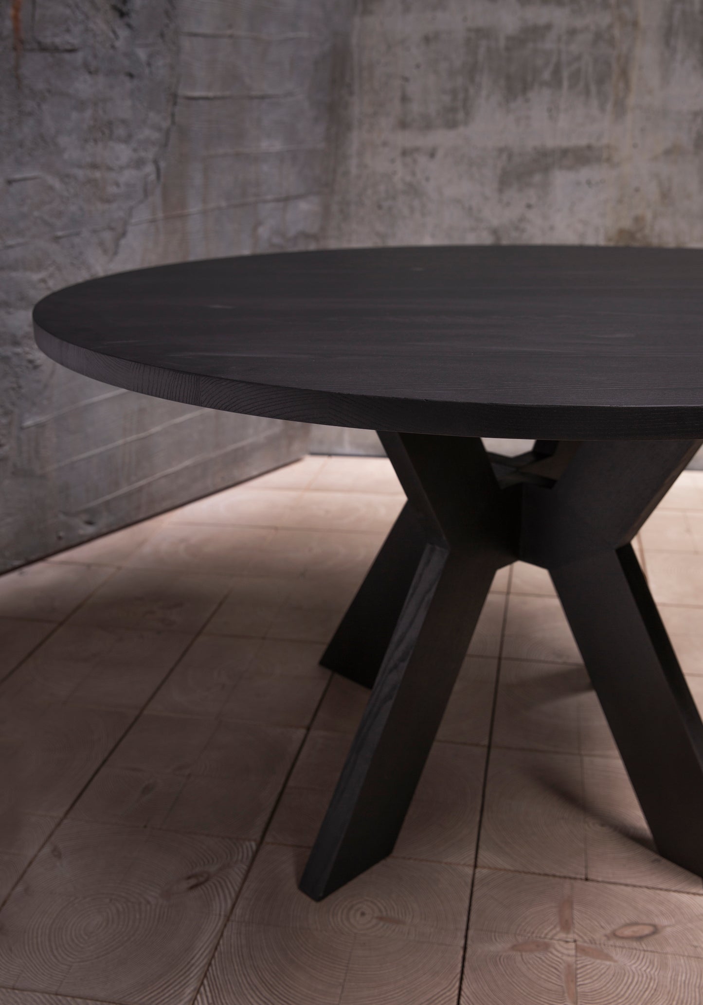 DENVER DINING TABLE