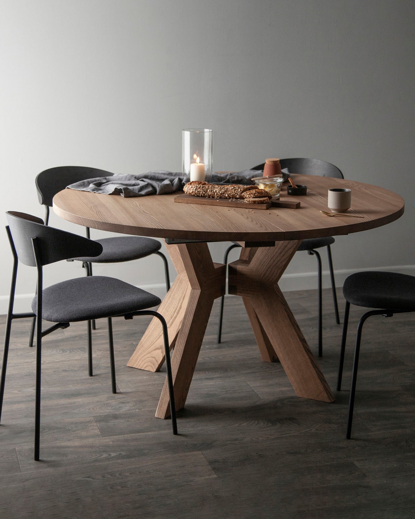 DENVER DINING TABLE