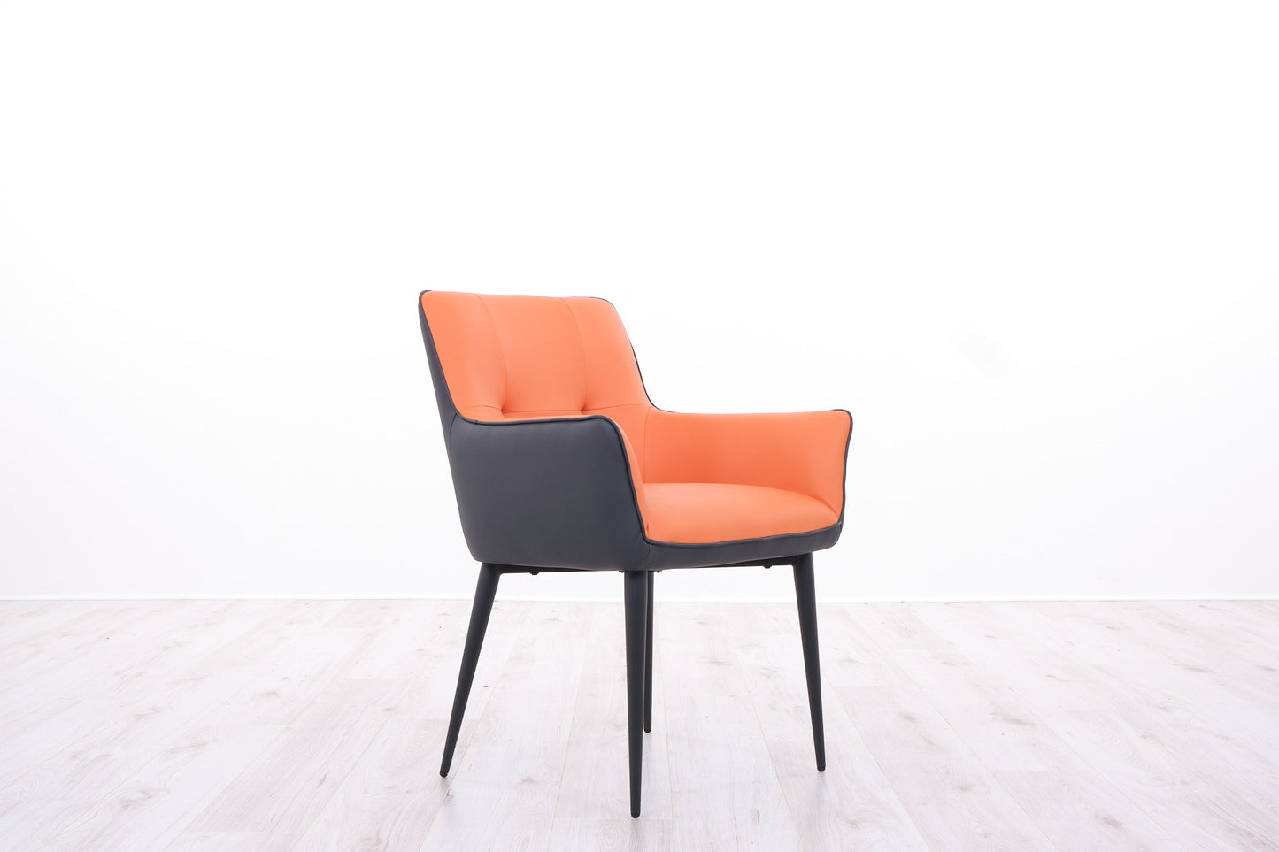 RUBY DINING ARMCHAIR