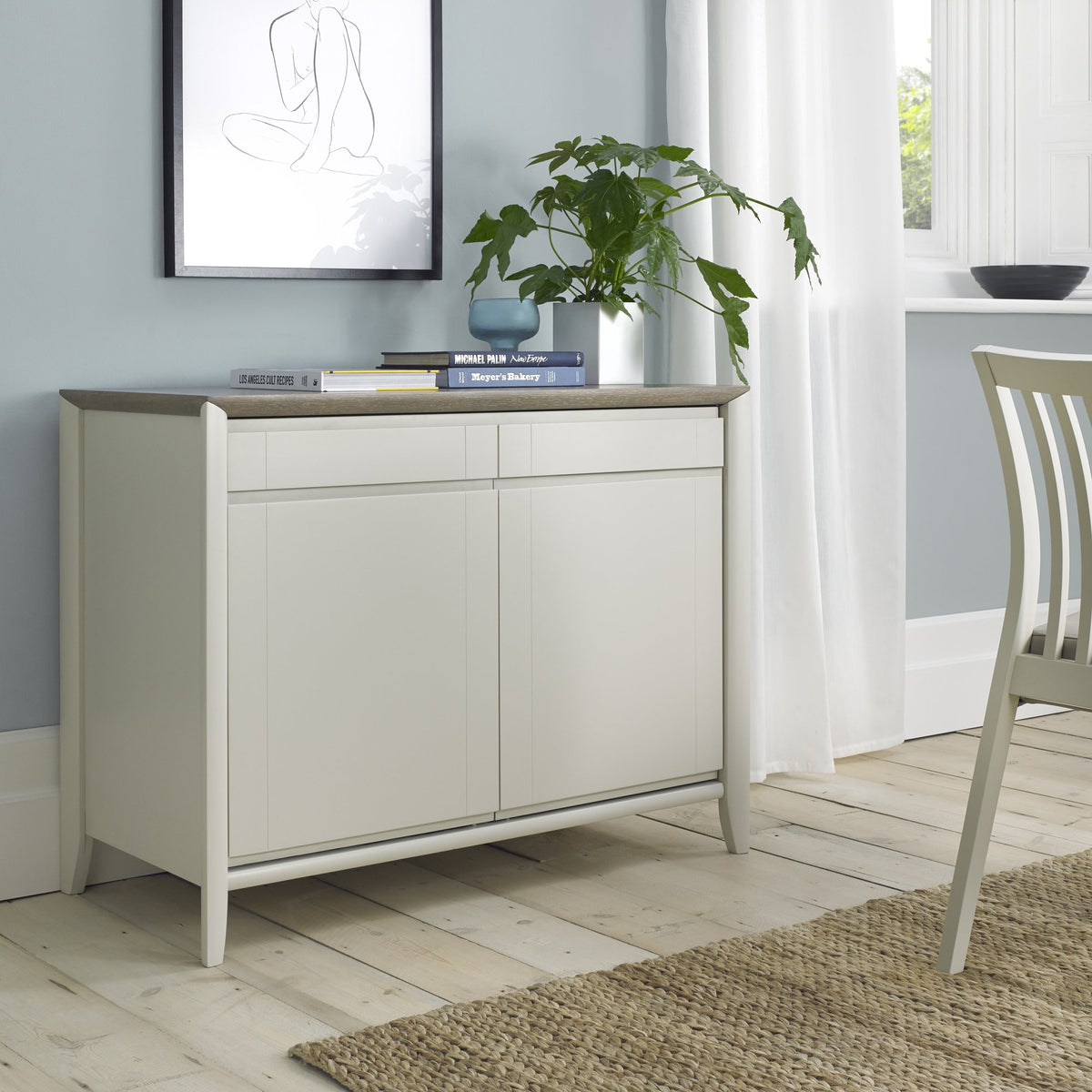 RIGA NARROW SIDEBOARD