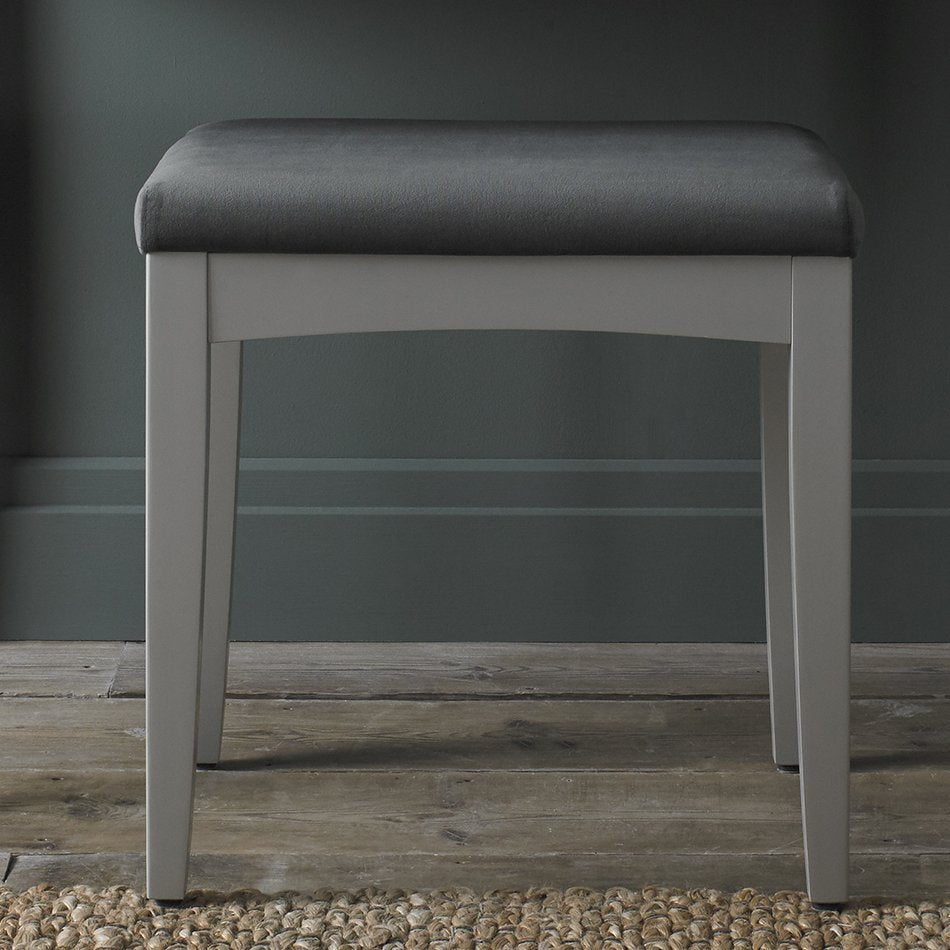 GUIA STOOL GUNMETAL FABRIC